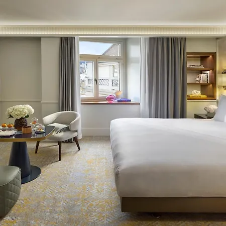 Mandarin Oriental Savoy, Curych