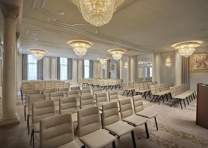 Mandarin Oriental Savoy, Szálloda Zürich