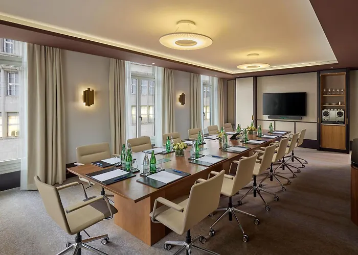 Mandarin Oriental Savoy, Szálloda Zürich