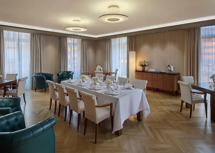 Mandarin Oriental Savoy, Szálloda