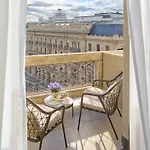 Отель Mandarin Oriental Savoy,