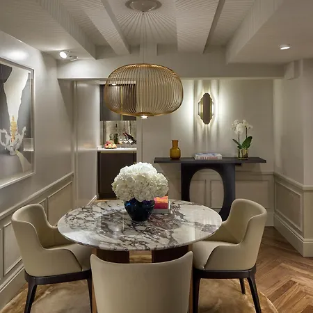 Mandarin Oriental Savoy,