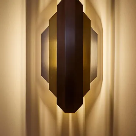 Mandarin Oriental Savoy, 酒店