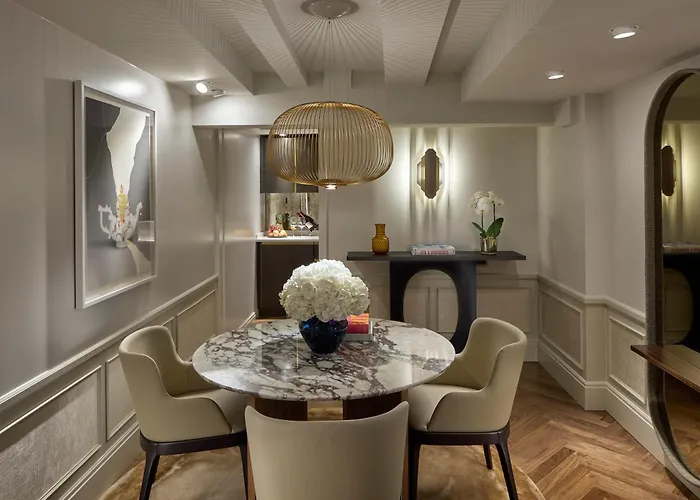 Mandarin Oriental Savoy,