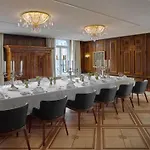Hotel Mandarin Oriental Savoy, 5*