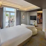 Mandarin Oriental Savoy,